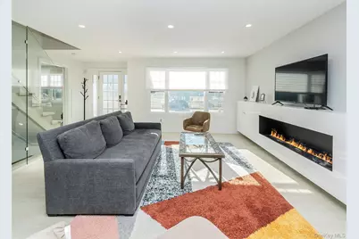 27 Pine Street, Port Washington, NY 11050 - Photo 10