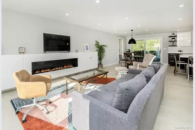 27 Pine Street, Port Washington, NY 11050 - Photo 8