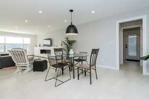 27 Pine St, Port Washington, NY 11050 - Photo 12