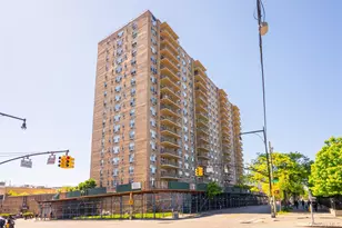 4140 Union St, Flushing, NY 11355 - Photo 12