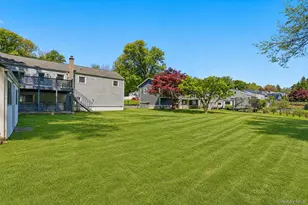 264 Buttonwood Ave, Cortlandt Manor, NY 10567 - Photo 6