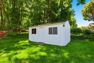 264 Buttonwood Avenue, Cortlandt Manor, NY 10567 - Photo 32