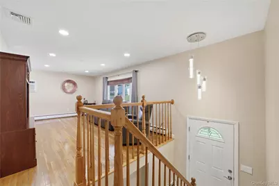 264 Buttonwood Avenue, Cortlandt Manor, NY 10567 - Photo 8