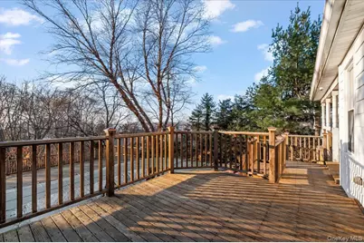 68 A Carlton Avenue, Port Washington, NY 11050 - Photo 26