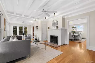 68 A Carlton Ave, Port Washington, NY 11050 - Photo 8