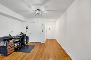 300 N Broadway, Yonkers, NY 10701 - Photo 4
