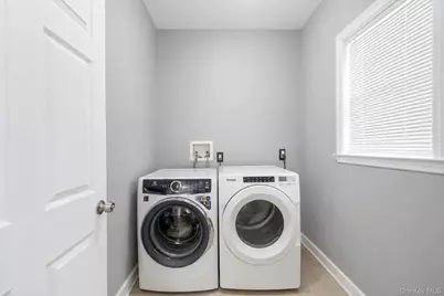 72 Rushmore Street, South Huntington, NY 11746 - Photo 20