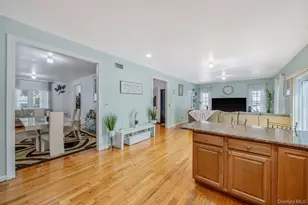 72 Rushmore St, South Huntington, NY 11746 - Photo 16
