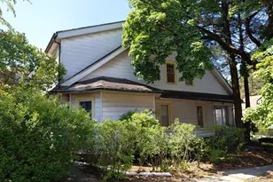 384 Hawthorne Ave, Yonkers, NY 10705 - Photo 2