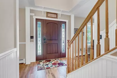4 Douglas Street, Port Jefferson Station, NY 11776 - Photo 4