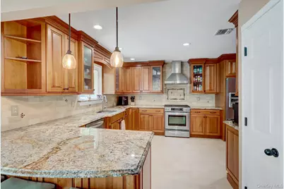 4 Douglas Street, Port Jefferson Station, NY 11776 - Photo 10