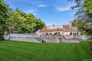 36 Roosevelt Pl, Rockville Centre, NY 11570 - Photo 18