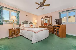 18 Tacoma Ln, Syosset, NY 11791 - Photo 16