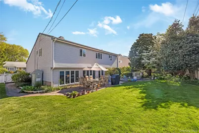 18 Tacoma Lane, Syosset, NY 11791 - Photo 28