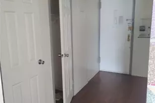 87-20 175th St, Jamaica, NY 11432 - Photo 4
