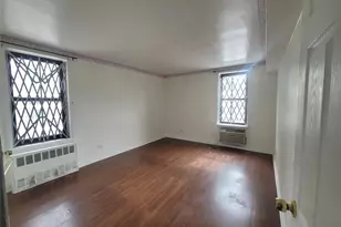 87-20 175th St, Jamaica, NY 11432 - Photo 8