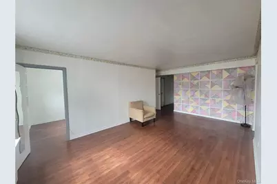 87-20 175th Street #1M, Jamaica, NY 11432 - Photo 2