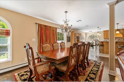 157 Manor Street, Plainview, NY 11803 - Photo 14