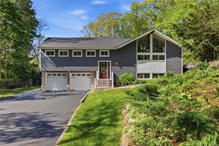 61 Bankside Dr, Centerport, NY 11721 - Photo 48