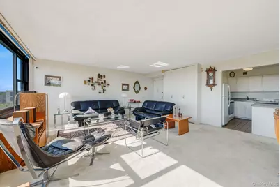 10-34 166 Street #9C, Whitestone, NY 11357 - Photo 6