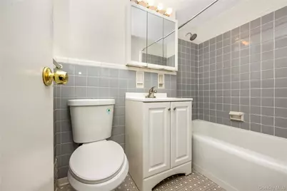 97-40 62nd Drive #11A, Rego Park, NY 11374 - Photo 6
