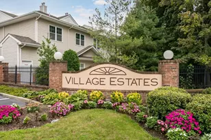 12 Sarah Ct, Amityville, NY 11701 - Photo 20