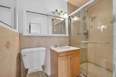 1853 Central Park Ave #7M, Yonkers, NY 10710 - Photo 20