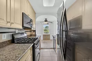 1853 Central Park Ave, Yonkers, NY 10710 - Photo 12