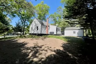 100 Maple Ln, Medford, NY 11763 - Photo 4