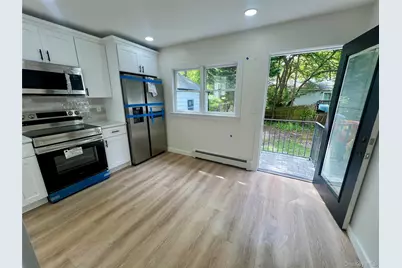 100 Maple Lane, Medford, NY 11763 - Photo 10