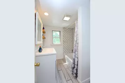 52 Phillips Avenue, Highland, NY 12528 - Photo 18