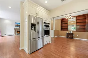 9 Oxford Court, Wheatley Heights, NY 11798 - Photo 14