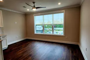 5 Freer St, Lynbrook, NY 11563 - Photo 4