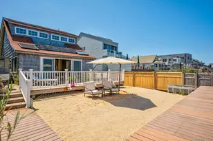 29 E Bayview Ave, Ocean Beach, NY 11770 - Photo 32