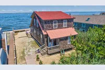 29 E Bayview Avenue, Ocean Beach, NY 11770 - Photo 1