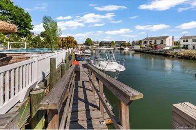 2968 Islip Court, Wantagh, NY 11793 - Photo 36