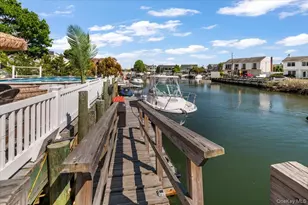 2968 Islip Ct, Wantagh, NY 11793 - Photo 36