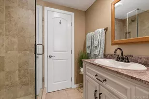 2968 Islip Ct, Wantagh, NY 11793 - Photo 26