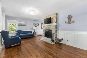 2968 Islip Ct, Wantagh, NY 11793 - Photo 6