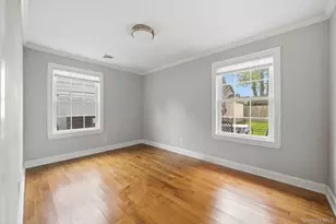 3 Sunrise St, Plainview, NY 11803 - Photo 10