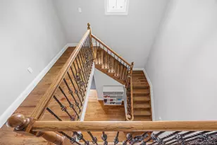 3 Sunrise St, Plainview, NY 11803 - Photo 12