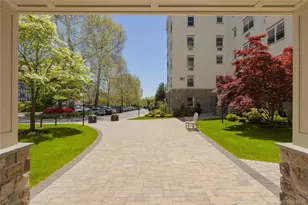 1 Stoneleigh, Bronxville, NY 10708 - Photo 4