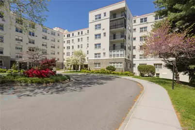 1 Stoneleigh #5M, Bronxville, NY 10708 - Photo 8