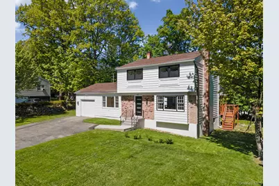 20 Park Circle Drive, Middletown, NY 10940 - Photo 2