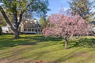4 Roads End, Brookville, NY 11545 - Photo 2
