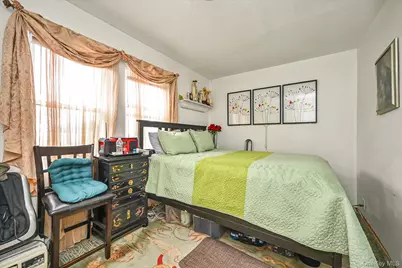 6033 80th Avenue, Glendale, NY 11385 - Photo 6