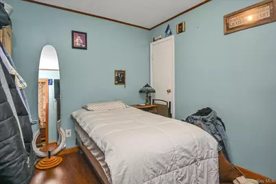 6033 80th Avenue, Glendale, NY 11385 - Photo 8