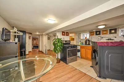 6033 80th Avenue, Glendale, NY 11385 - Photo 14
