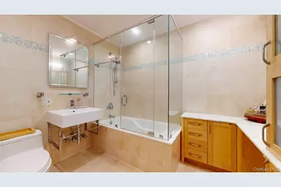 68-15 Selfridge Street #3D, Forest Hills, NY 11375 - Photo 24