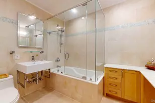 68-15 Selfridge St, Forest Hills, NY 11375 - Photo 24